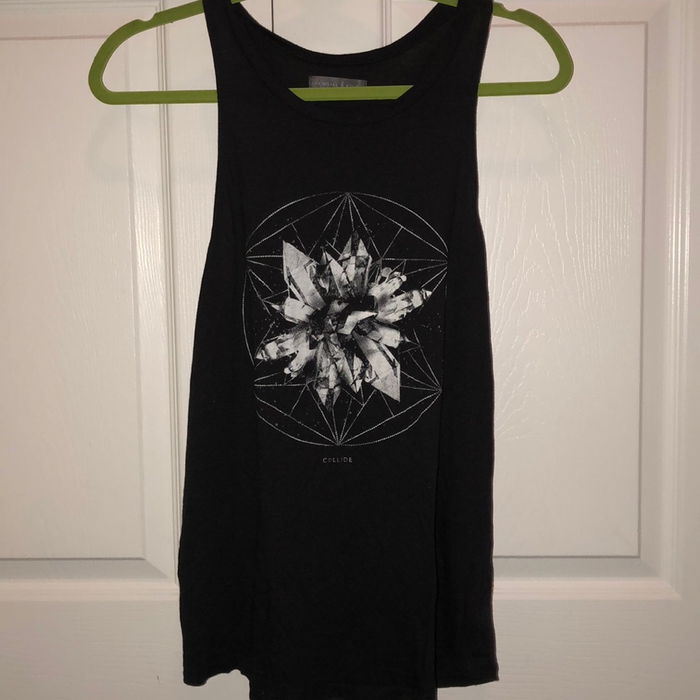 KENDALL AND KYLIE Black tank top